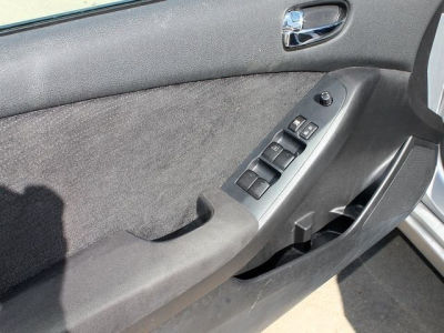 2012 Nissan Altima  2.5 S
