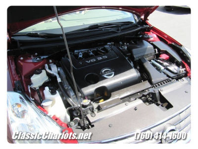 2010 Nissan Altima  3.5 SR