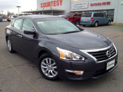 2013 Nissan Altima  2.5 S