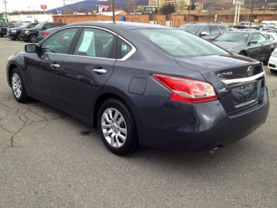 2013 Nissan Altima  2.5 S