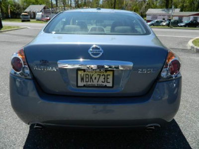 2010 Nissan Altima  2.5 S