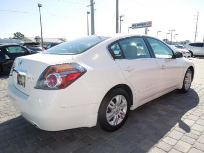 2010 Nissan Altima  2.5