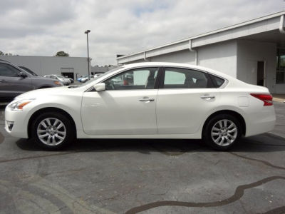 2013 Nissan Altima  2.5 S