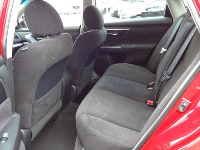 2013 Nissan Altima  2.5 S