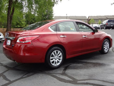 2013 Nissan Altima  2.5 S