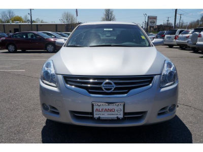 2012 Nissan Altima  2.5