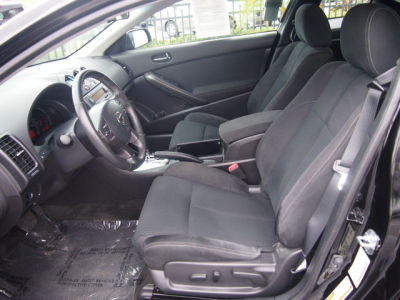 2012 Nissan Altima  3.5 SR