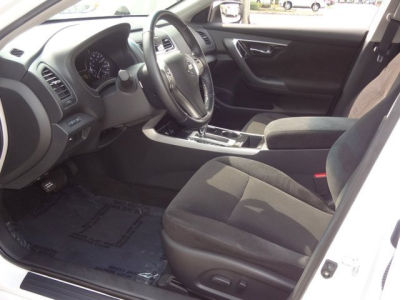 2013 Nissan Altima  2.5 SV