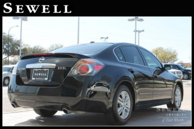 2010 Nissan Altima  2.5 SL