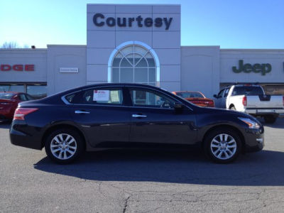 2013 Nissan Altima  2.5 S