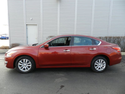 2013 Nissan Altima  2.5 S