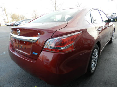 2013 Nissan Altima  2.5 S