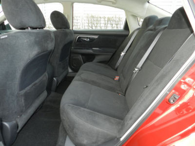 2013 Nissan Altima  2.5 S