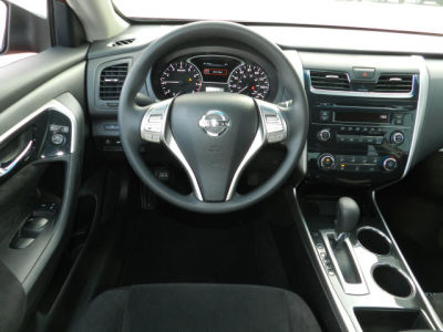 2013 Nissan Altima  2.5 S