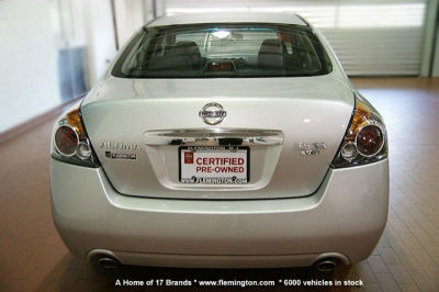 2010 Nissan Altima  3.5 SR
