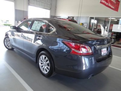 2013 Nissan Altima  2.5 S