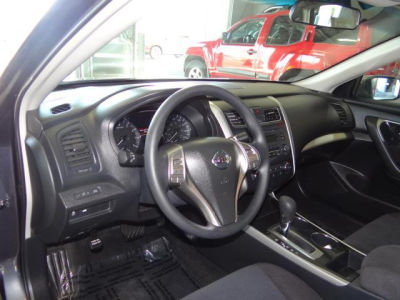 2013 Nissan Altima  2.5 S
