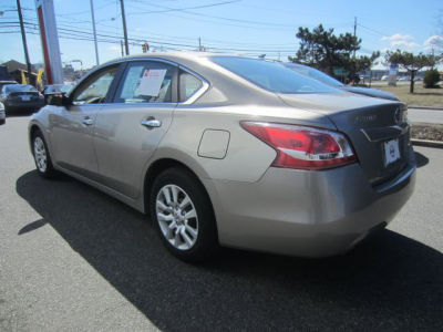2013 Nissan Altima  2.5 S