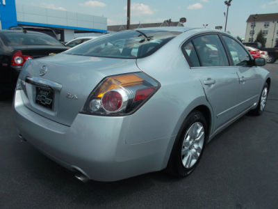 2012 Nissan Altima  2.5 S