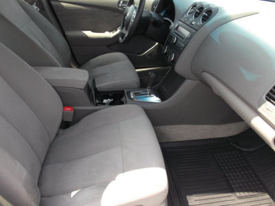 2012 Nissan Altima  2.5 S