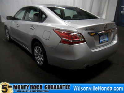 2013 Nissan Altima  2.5 S