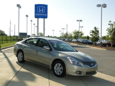 2010 Nissan Altima  2.5 SL