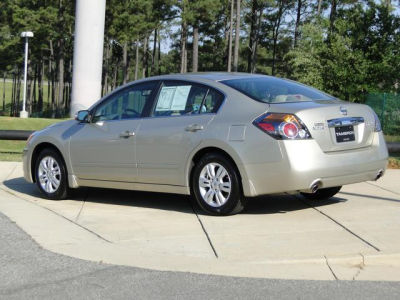 2010 Nissan Altima  2.5 SL