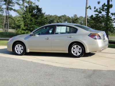 2010 Nissan Altima  2.5 SL
