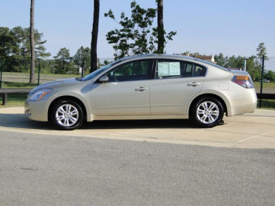 2010 Nissan Altima  2.5 SL