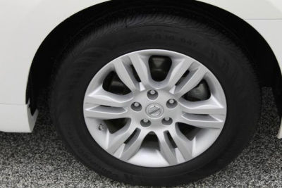 2010 Nissan Altima  2.5 S
