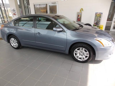 2012 Nissan Altima  2.5 S