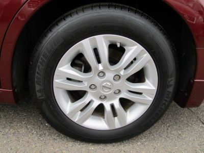 2010 Nissan Altima  2.5 SL