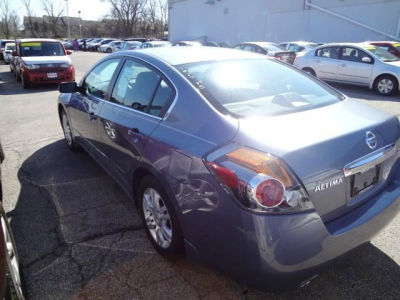 2010 Nissan Altima  2.5