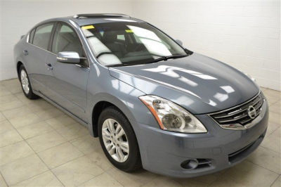 2010 Nissan Altima  2.5 SL NAV