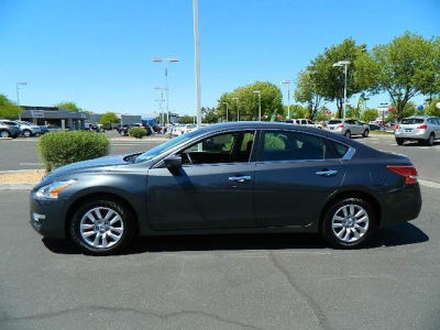 2013 Nissan Altima  S