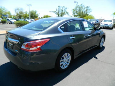 2013 Nissan Altima  S