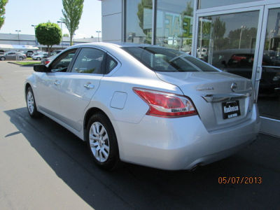2013 Nissan Altima  2.5