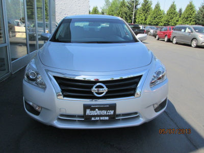 2013 Nissan Altima  2.5