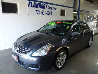 2012 Nissan Altima  3.5 SR