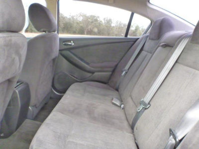 2011 Nissan Altima  3.5 SR