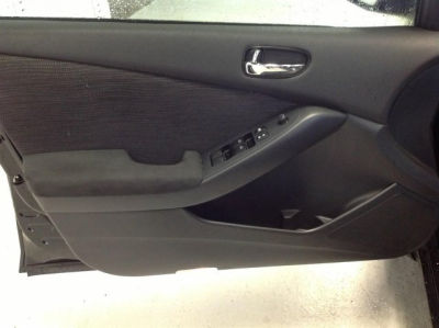 2010 Nissan Altima  3.5 SR
