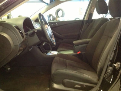 2010 Nissan Altima  3.5 SR