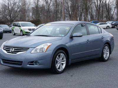 2012 Nissan Altima  3.5 SR