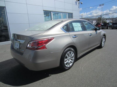 2013 Nissan Altima  2.5 S