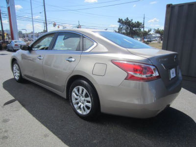 2013 Nissan Altima  2.5 S