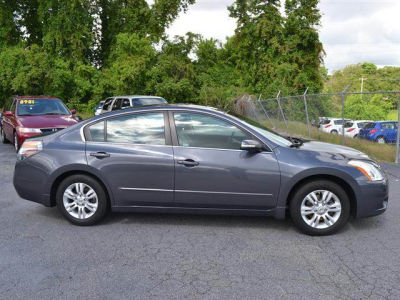 2010 Nissan Altima  2.5 SL