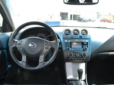 2010 Nissan Altima  2.5 SL