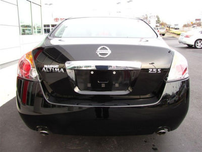 2010 Nissan Altima  2.5 S
