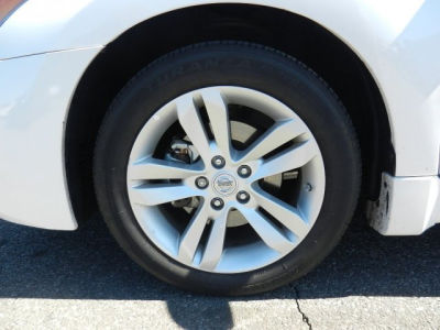 2010 Nissan Altima  2.5 S