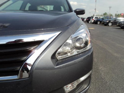 2013 Nissan Altima  2.5 S